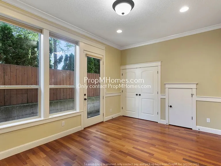 5129 N Williams Ave — Photo 23