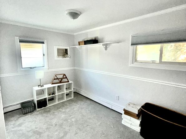 (undisclosed Address), Levittown, NY 11756