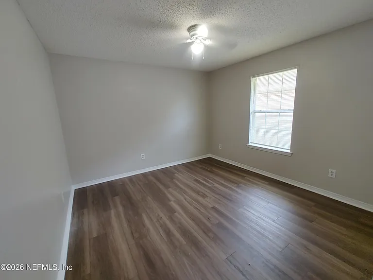 7548 Cliff Cottage Dr — Photo 8