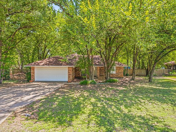 2nd image of 1303 Spanish Flower Dr
