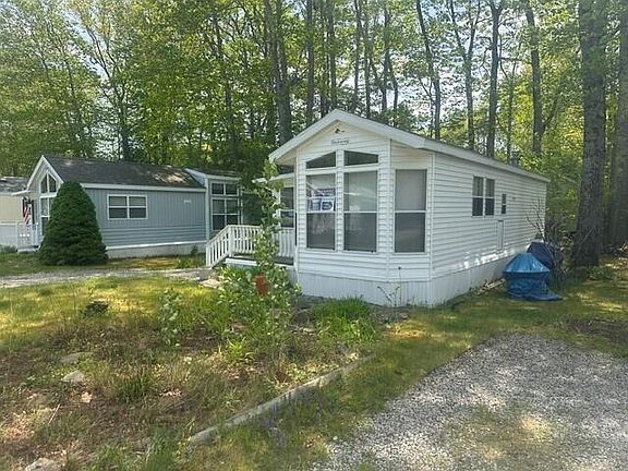 3rd image of 430 Post Road #83