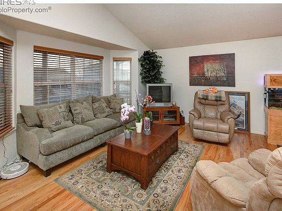 2nd image of 618 Scotch Pine Dr