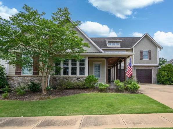 871 Southbend Ln, Birmingham, AL 35216