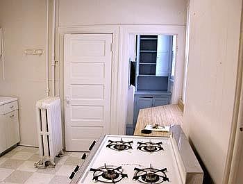 2nd image of 1436 Neil Ave APT 9