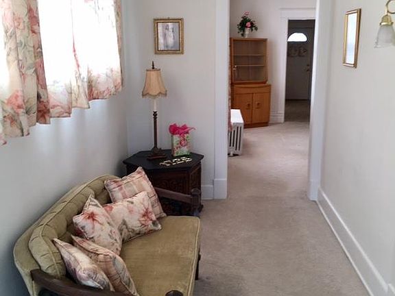 5th image of 1728 Grant St