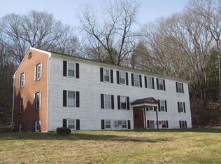 17 Southbridge Rd #6F, Dudley, MA 01571