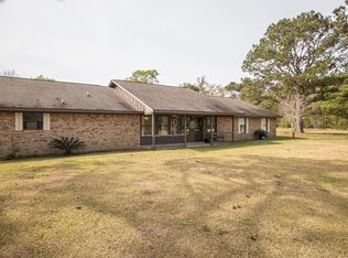 18305 Oak Dr, Saucier, MS 39574