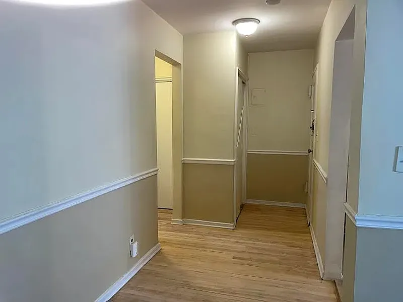 1 bed, 1.0 bath, 725 sqft, $1,770 — Photo 2