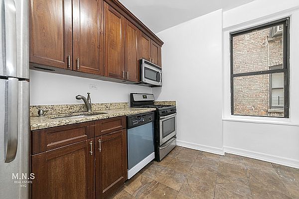 1st image of 133 Seaman Ave #4C