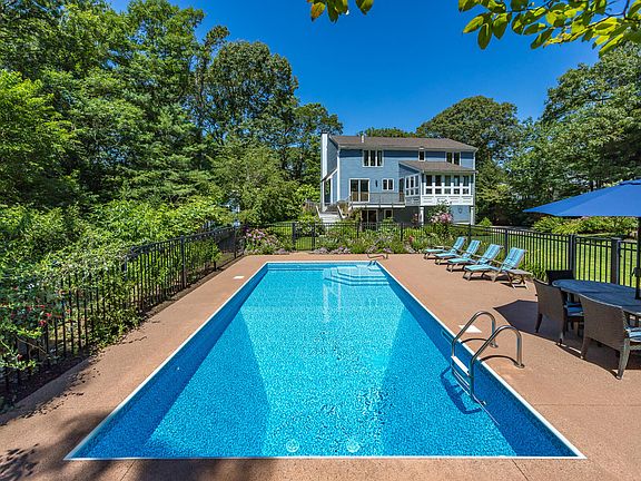 3rd image of 121 Streeter Hill Road