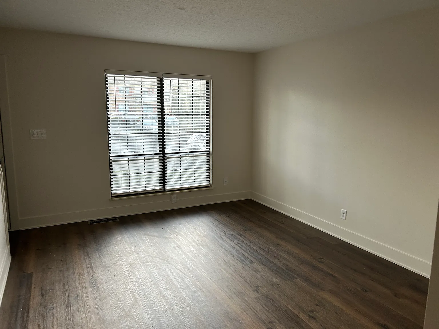 4219 W Dublin Granville Road — Photo 4