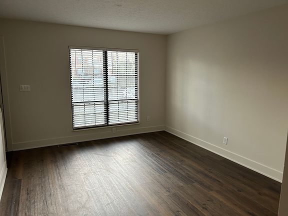 4th image of 4219 W Dublin Granville Rd APT C