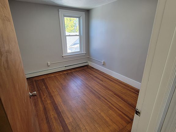 4th image of 328 Prospect St #3