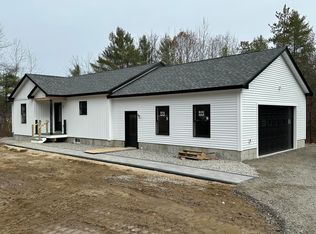 71 Quarry Road, Limerick, ME 04048