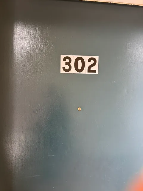 200 W Broad St #302