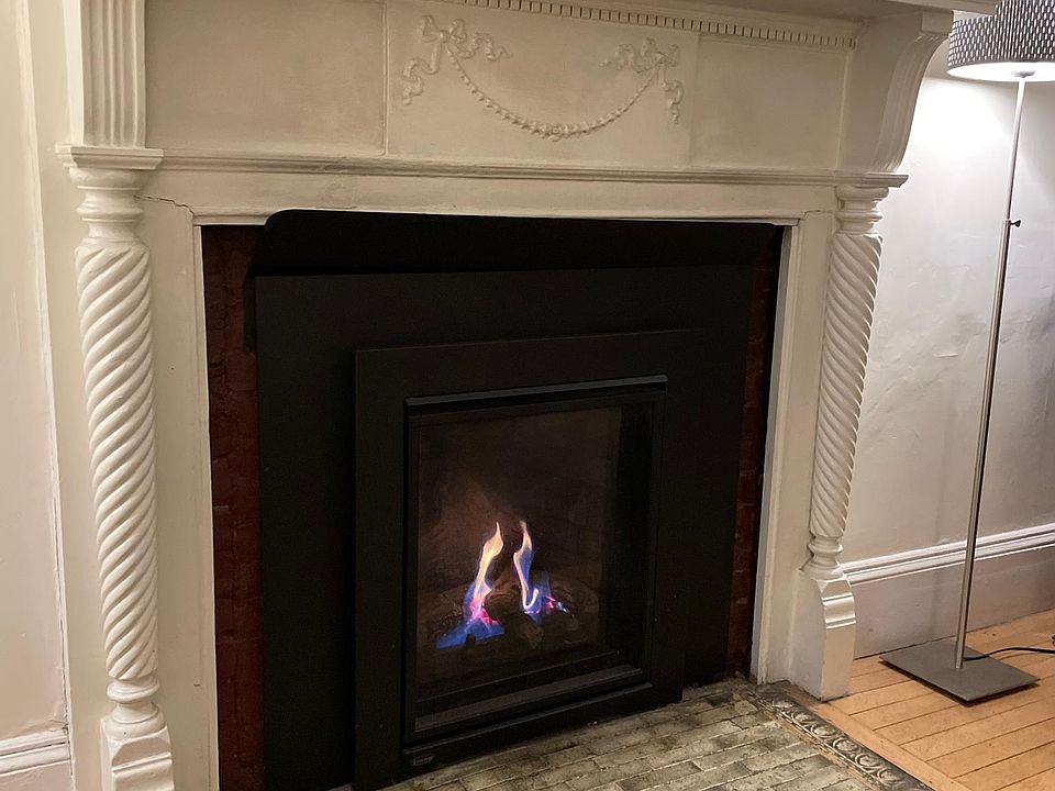 Gas fire place