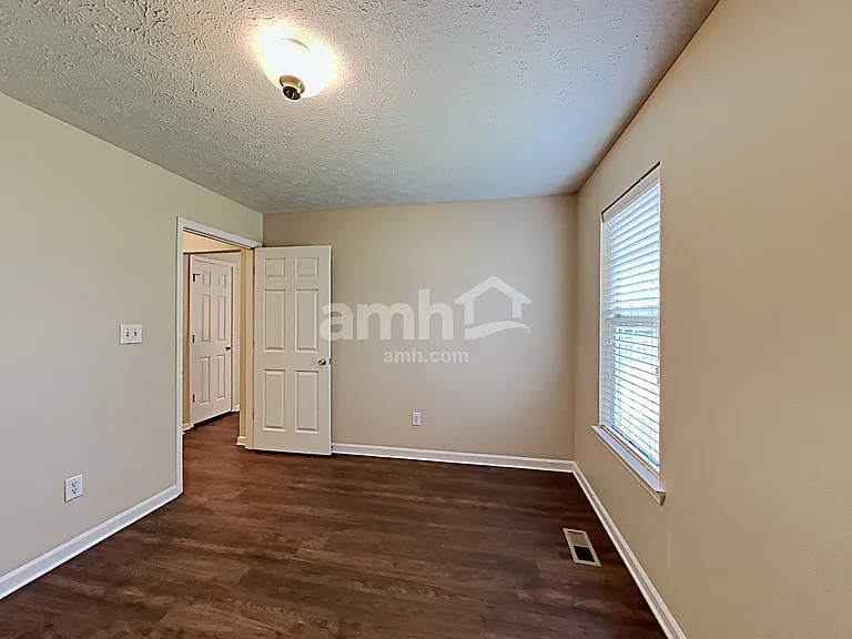 416 Hancock St — Photo 13