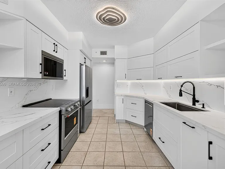 3370 Hidden Bay Dr #2107 — Photo 20