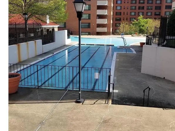 1011 Arlington Blvd APT 517, Arlington, VA 22209