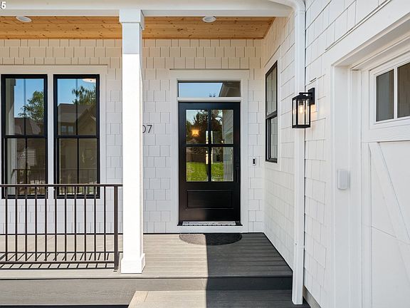 5th image of 13007 NW Harvest St Lot 6
