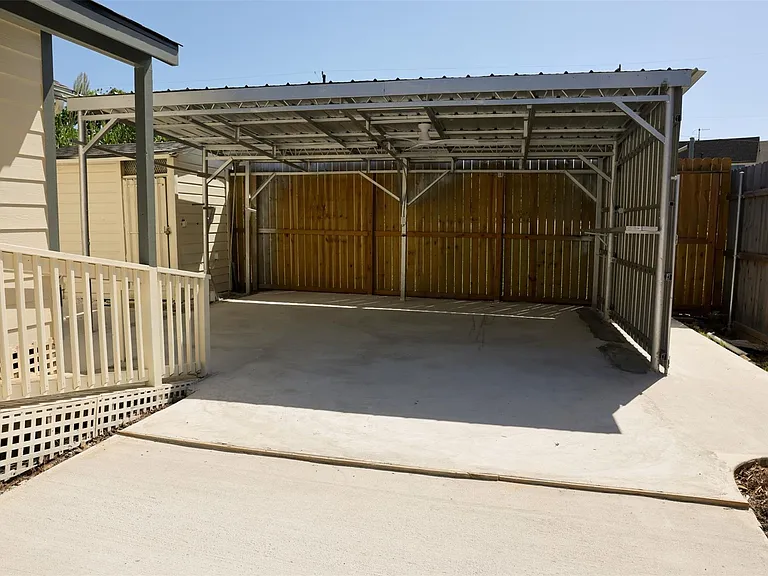512 Threlkeld St — Photo 28