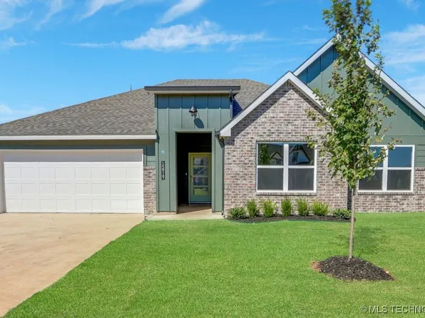 15919 E 75th Pl, Owasso, OK 74055