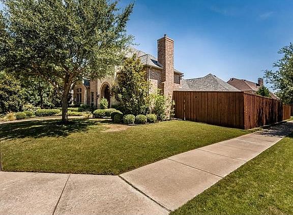 4th image of 2065 Langdon Dr