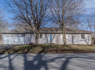 1206 S 14th Ave, Ozark, MO 65721