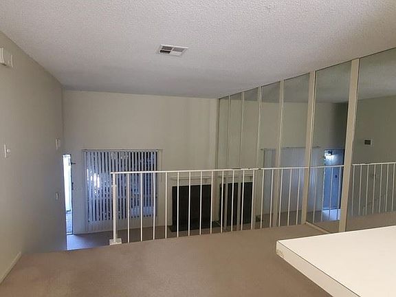 4th image of 320 Pasadena Ave APT 5