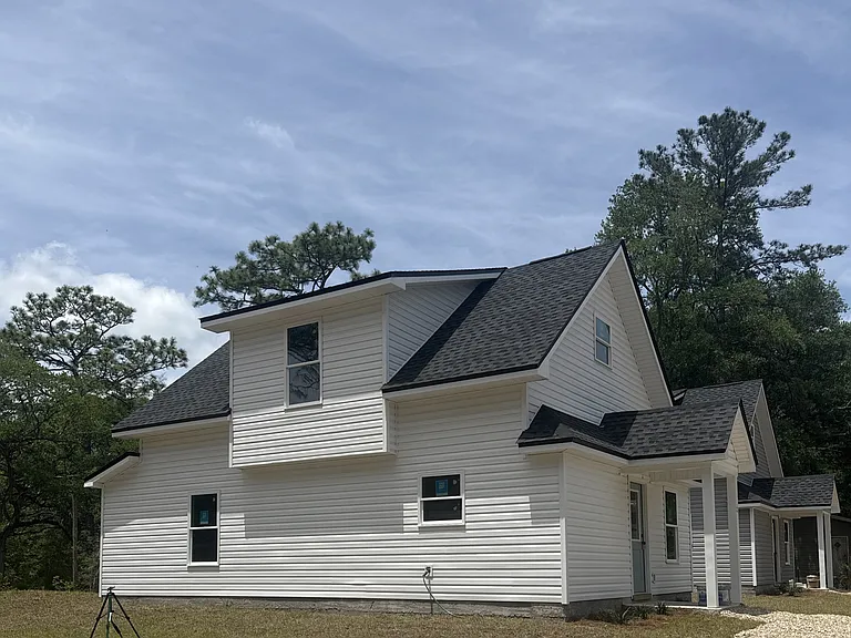 2 Lake Ellen Dr — Photo 2