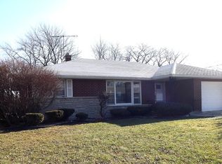 815 Macarthur Dr, Chicago Heights, IL 60411