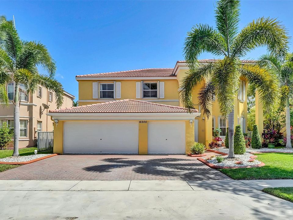 1st image of 16928 SW 16th Street