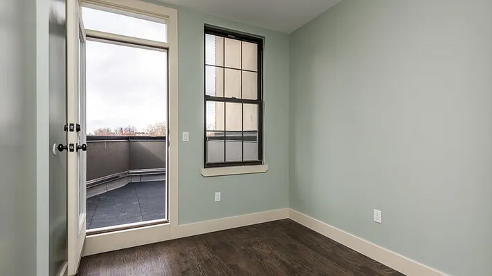 Rented by Nooklyn NYC LLC | media 13