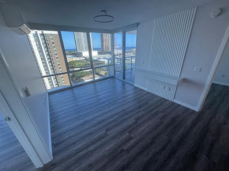 555 South St #1408 — Photo 2