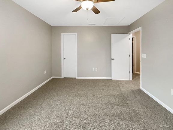 5th image of 6097 Weber Oaks Dr