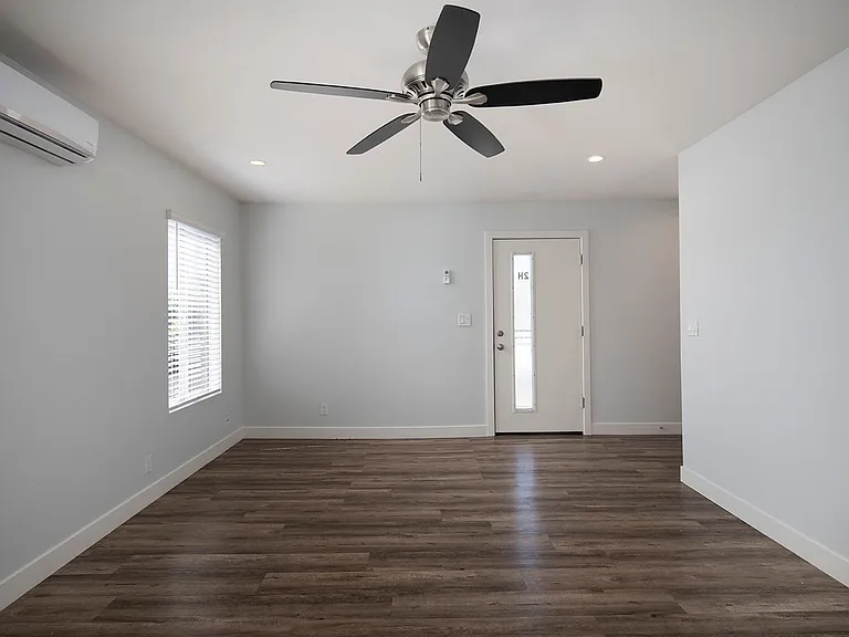 McMission Village Apartments — Photo 4