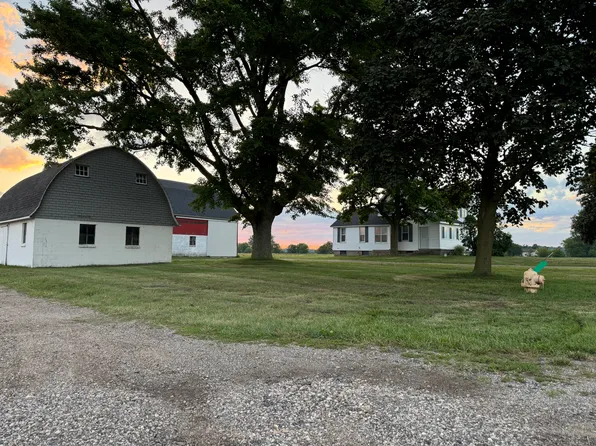 8597 96th Ave, Zeeland, MI 49464