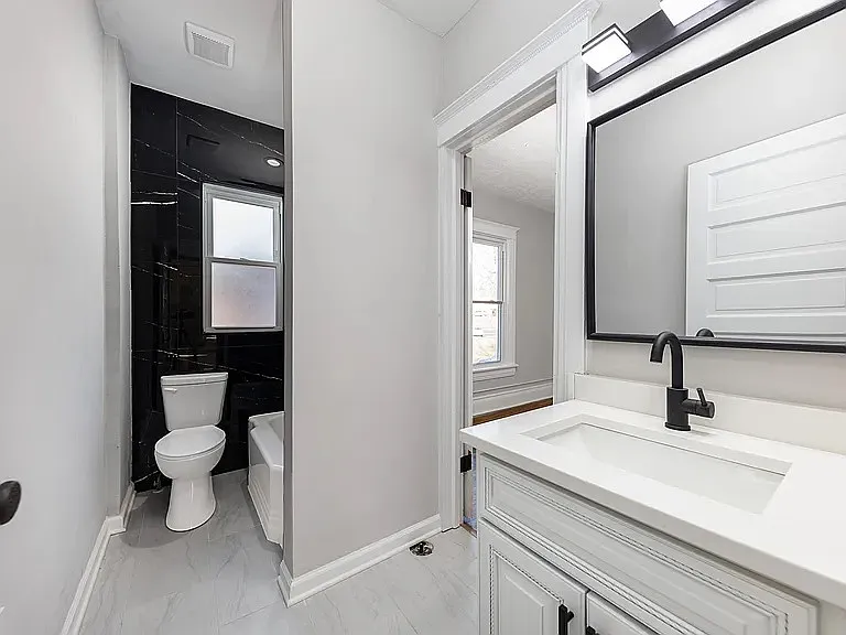 418 Buell Ave #1 — Photo 14
