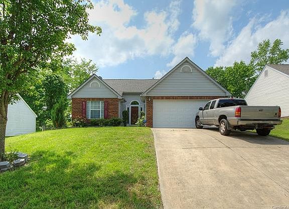 4th image of 8111 Vermilion Dr