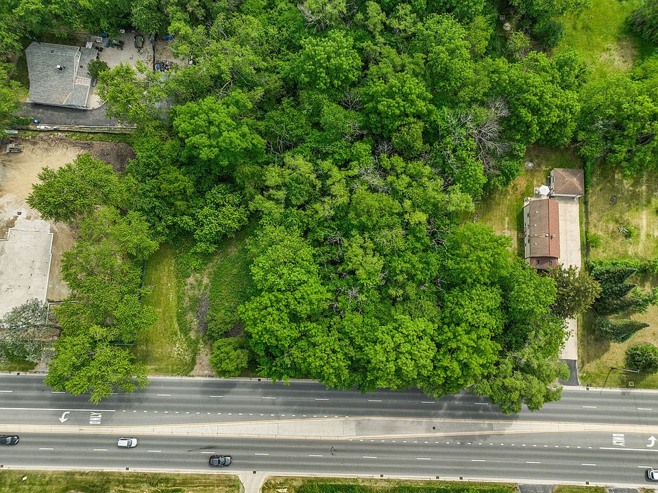 2nd image of 5611 Lincoln Ave