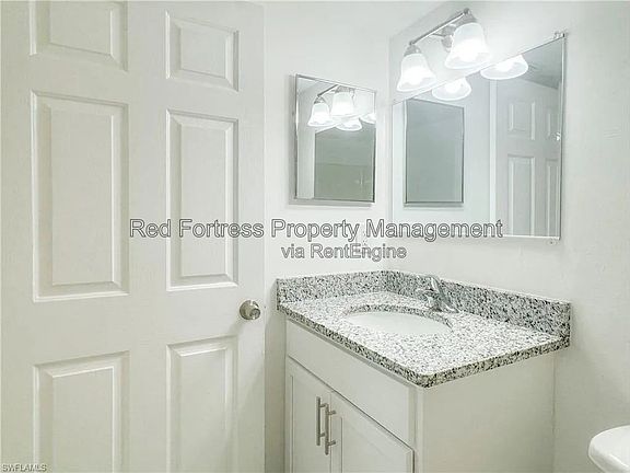 4th image of 11910 Palm Bay Ct Unit 201