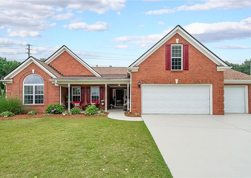1st image of 1382 Fountain Lakes Dr