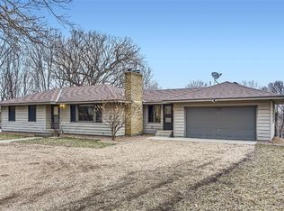 5485 Carmel Ln, Carver, MN 55315