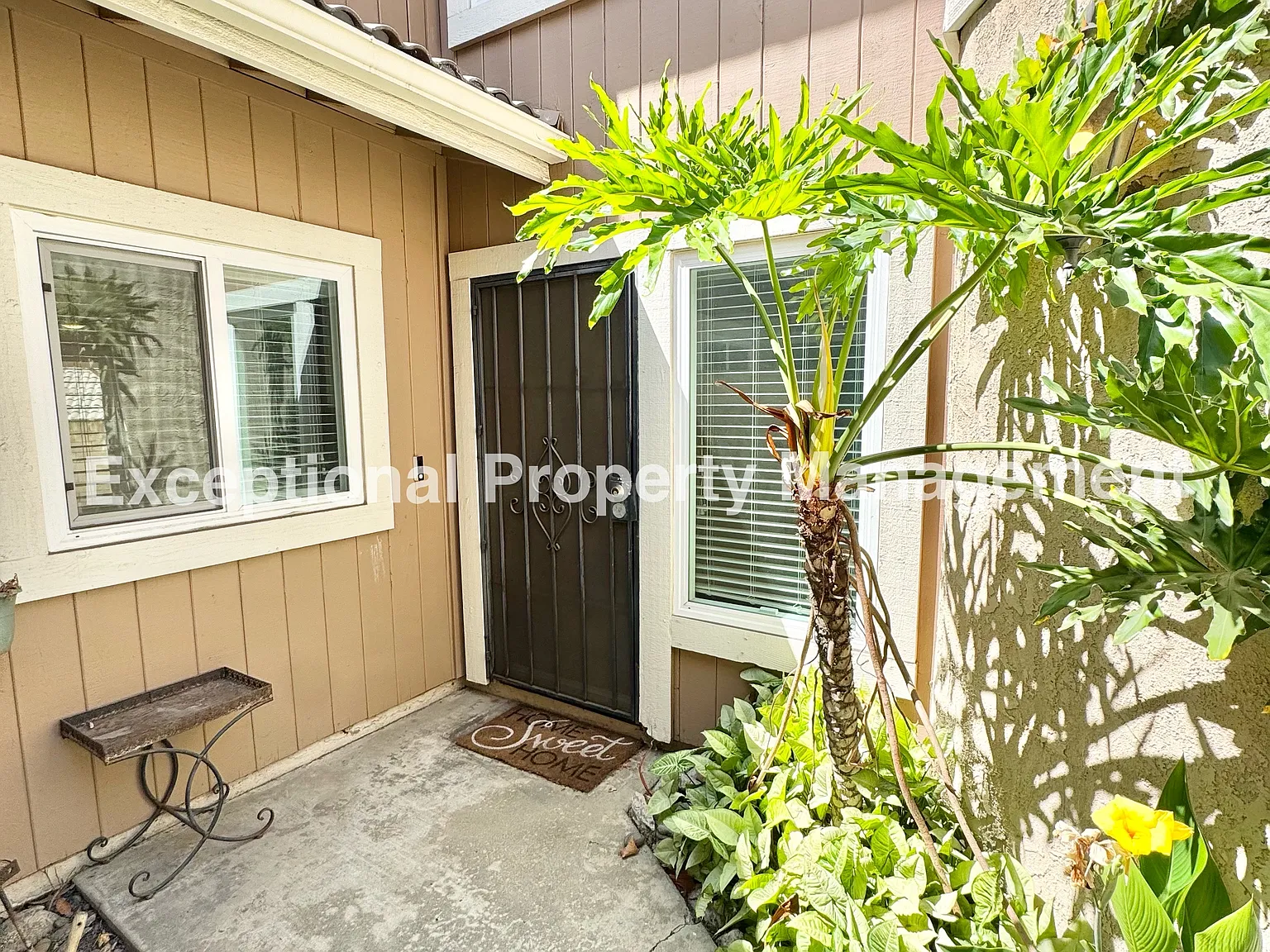 3 bed, 1601 sqft, $3,200 — Photo 2