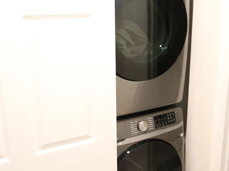 1143 Duncan Cir #201 — Photo 15