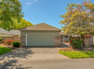 7230 SW Fountain Lake Dr, Wilsonville, OR 97070