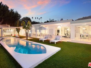 1046 N Hillcrest Rd, Beverly Hills, CA 90210