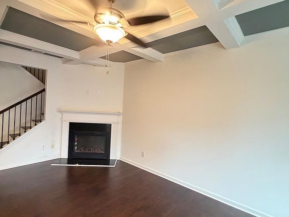 5th image of 2404 Fitts Dr