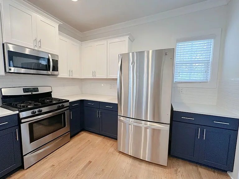 309 Lyric St — Photo 10
