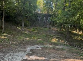 136 & 137 Wilderness Rd, Mammoth Cave, KY 42259